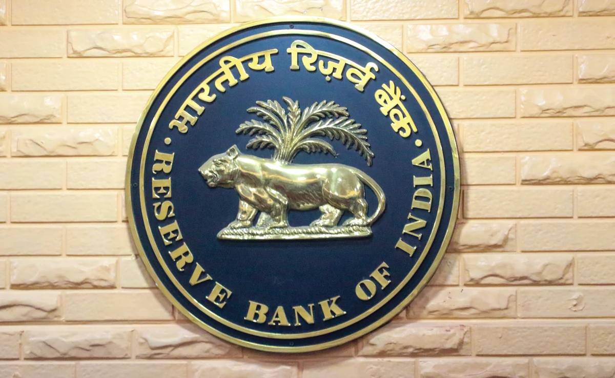 RBI की स्वैप सुविधा हिट: दो महीने से भी कम समय में भारत में आया 40 अरब डॉलर से ज़्यादा विदेशी निवेश