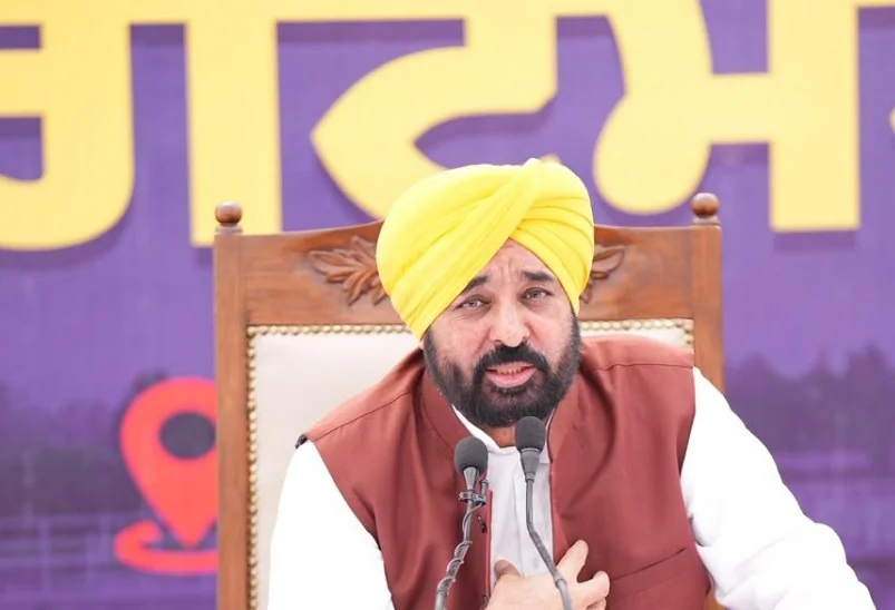 पंजाब: CM दफ्तर पर CBI छापे को भगवंत मान ने बताया BJP का चुनावी अभियान, कहा- डराने की कोशिश