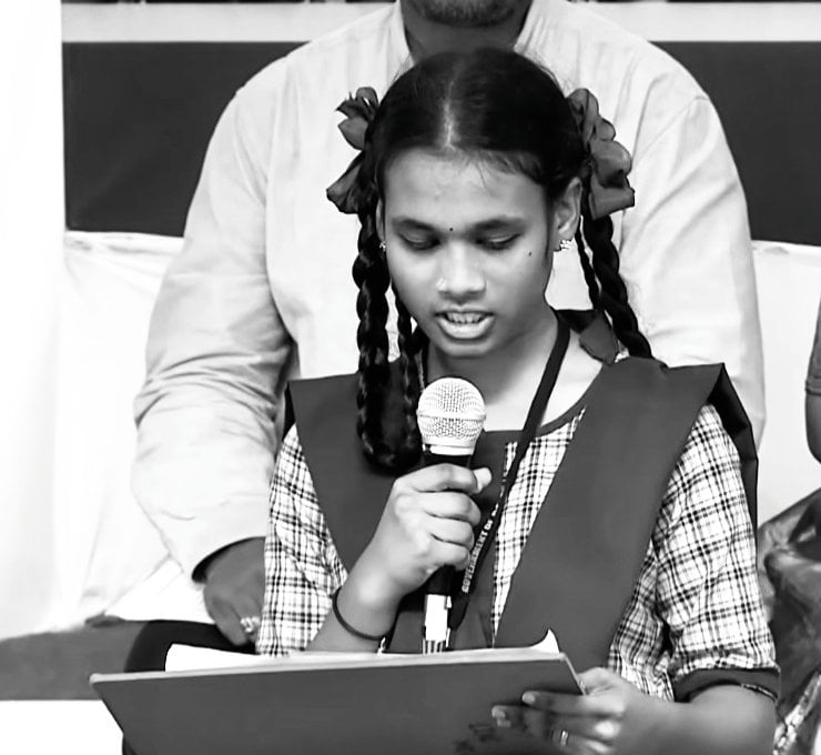 आंध्र प्रदेश: मुख्यमंत्री के साथ मंच पर दिखी छात्रा ने की आत्महत्या, नायडू ने जताया शोक