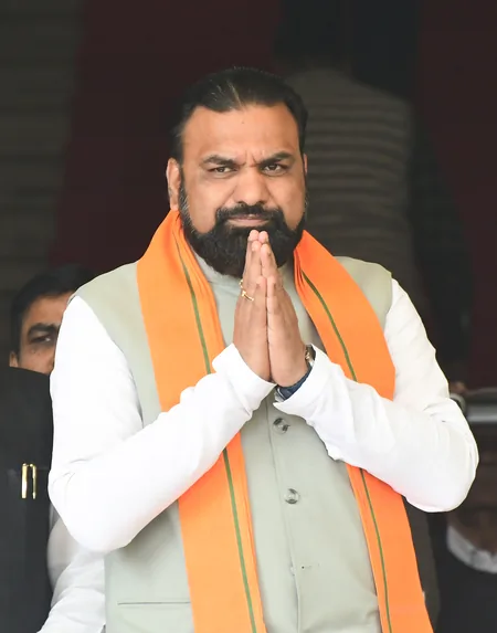 पटना के आसमान में अब 'जॉय राइड', हेलीकॉप्टर से देखिए शहर का नज़ारा, मुख्यमंत्री आज करेंगे शुरुआत