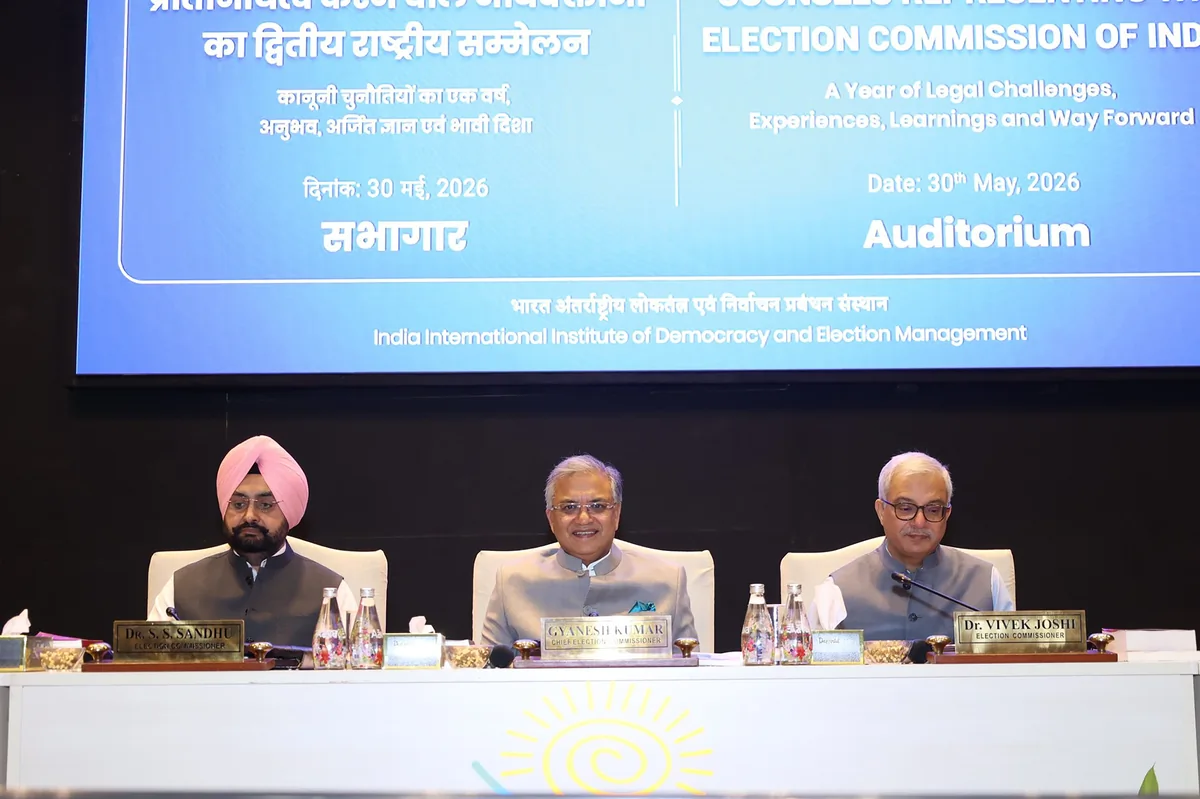 चुनाव आयोग ने आयुक्तों की असहमति की रिपोर्ट को नकारा, कहा- 'सभी फैसले सर्वसम्मति से लिए गए'