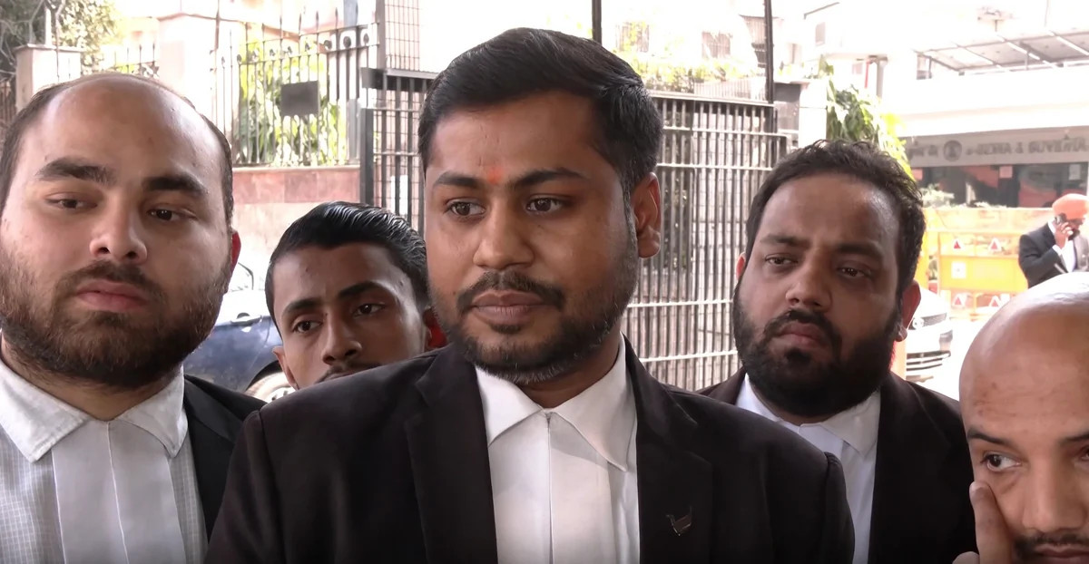 यूट्यूबर आमिर शौकीन 5 दिन की पुलिस हिरासत में, वीडियो की लोकेशन जांचने अहमदाबाद ले जाया जा सकता है