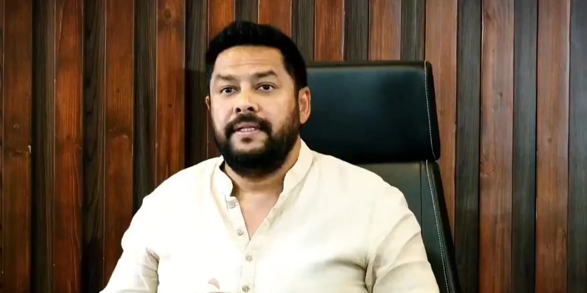 कर्नाटक: भ्रष्टाचार के आरोपों से घिरे मंत्री बी. नागेंद्र का इस्तीफा राज्यपाल थावरचंद गहलोत ने किया मंजूर