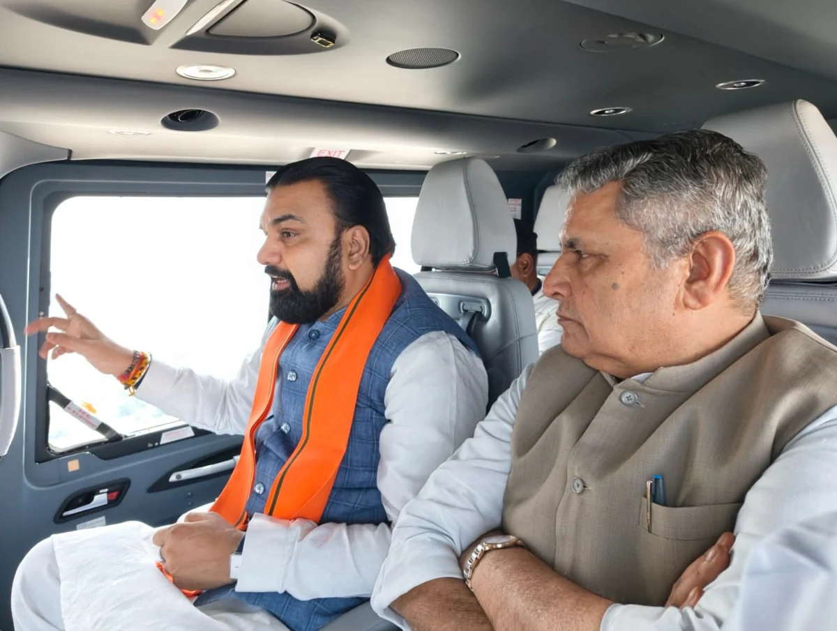 बिहार में बाढ़ का कहर: मुख्यमंत्री सम्राट चौधरी ने किया हवाई दौरा, अधिकारियों को दिए सख्त निर्देश