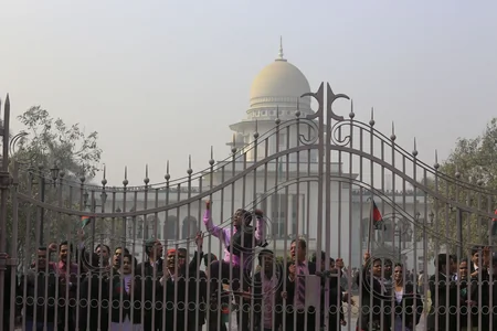 बांग्लादेश बार काउंसिल चुनाव: 16 मानवाधिकार संगठनों ने वकीलों को रोकने पर जताई गहरी चिंता