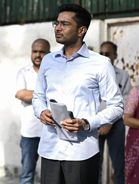 कोलकाता: पुलिस के सामने पेश नहीं हुए अभिषेक बनर्जी, पूछताछ के लिए मांगी 48 घंटे की मोहलत