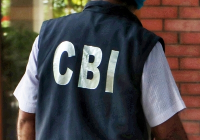 बैंकों को 231 करोड़ का चूना: सीबीआई ने महाराष्ट्र और गुजरात में दो कंपनियों के ठिकानों पर की छापेमारी