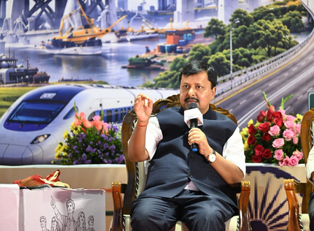 भाजपा अध्यक्ष नितिन नवीन बोले — तेलंगाना की तरक्की के लिए केंद्र और राज्य में एक ही पार्टी की सरकार ज़रूरी