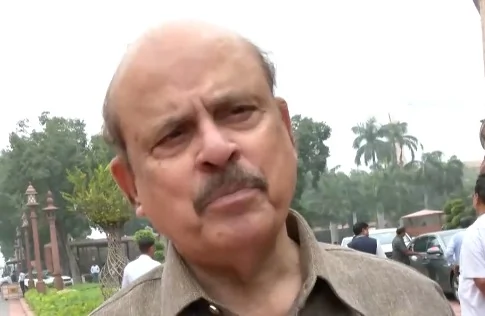 झारखंड में छात्रों पर लाठीचार्ज: संसद में गरमाई राजनीति, कांग्रेस ने मांगा गृह मंत्री से जवाब, BJP ने की निंदा