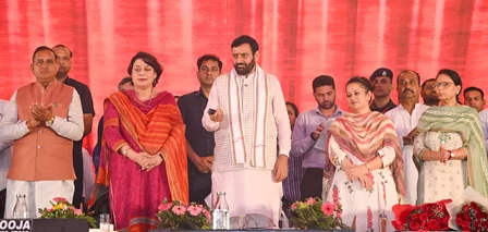 हरियाणा को मिली 337 करोड़ की सौगात: CM नायब सैनी ने 325 अमृत सरोवर और 70 एडवांस एम्बुलेंस जनता को सौंपे
