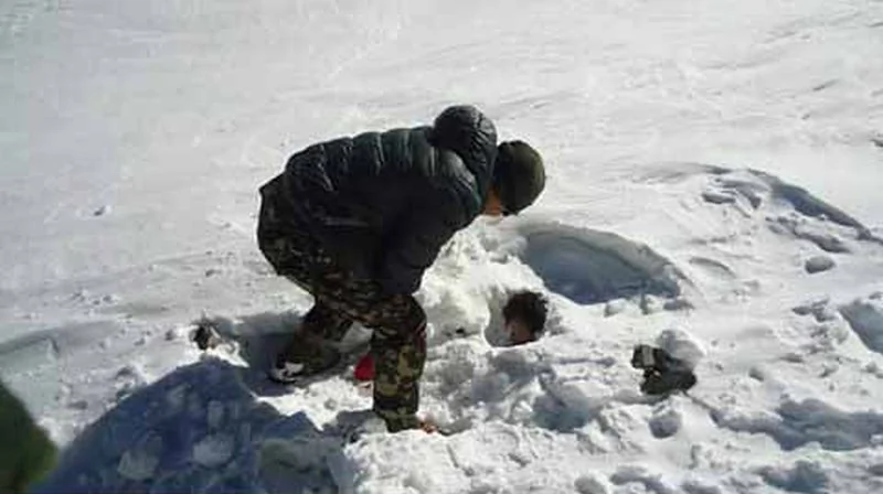 ब्रॉड पीक पर हिमस्खलन: निर्मल 'निम्स दाई' पुर्जा समेत सभी पर्वतारोहियों की मौत की पुष्टि, दो शव बरामद
