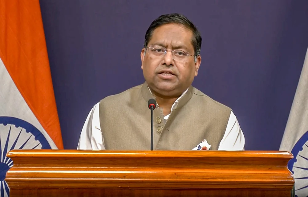 विदेशी चंदे से जुड़े FCRA कानून पर बाहरी टिप्पणी नामंज़ूर, भारत ने कहा- यह हमारा आंतरिक मामला