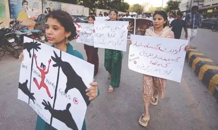 पाकिस्तान में अल्पसंख्यक लड़कियों पर अत्याचार: यूरोपीय संसद ने जबरन धर्म परिवर्तन और बाल विवाह के खिलाफ प्रस्ताव पारित किया