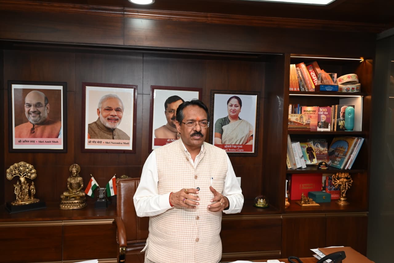 भगवंत मान पर कस्टम ड्यूटी जुर्माना: दिल्ली भाजपा ने अरविंद केजरीवाल से माँगा जवाब