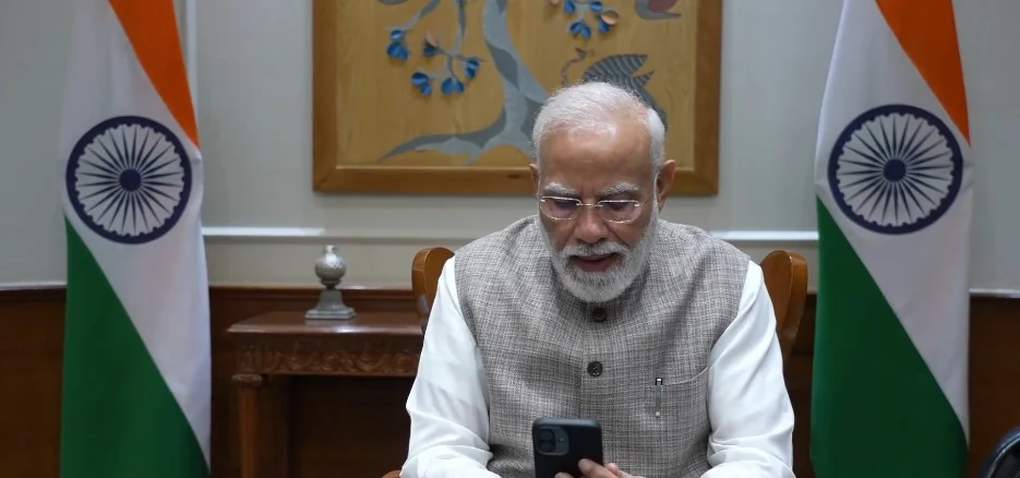 फ्लाईदुबई विमान हादसा टालने वाले कैप्टन की PM मोदी ने की सराहना, कहा- 'आपने 140 करोड़ देशवासियों का मान बढ़ाया'