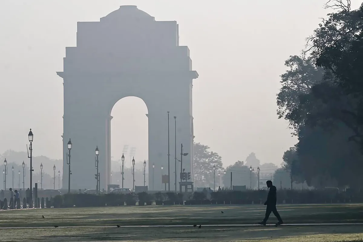 दिल्ली-NCR का मौसम: अक्टूबर के अंत में बारिश के आसार, हवा की गुणवत्ता में भी सुधार
