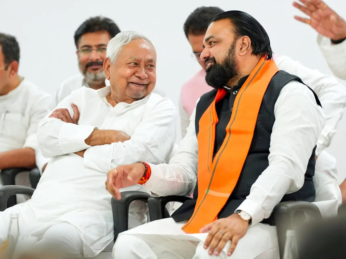 बिहार विधान परिषद चुनाव: 8 सीटों पर NDA की साख दांव पर, बागी और निर्दलीय बना रहे मुकाबला दिलचस्प