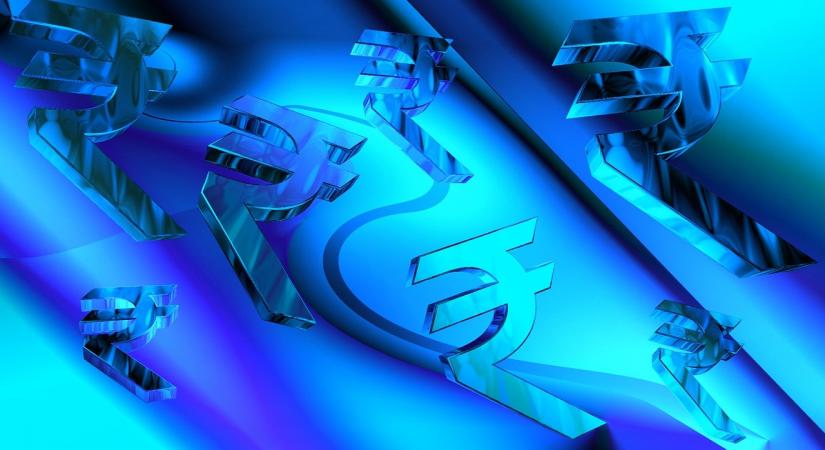 डॉलर के मुकाबले रुपया मजबूत, RBI के उपायों और कच्चे तेल में नरमी का असर
