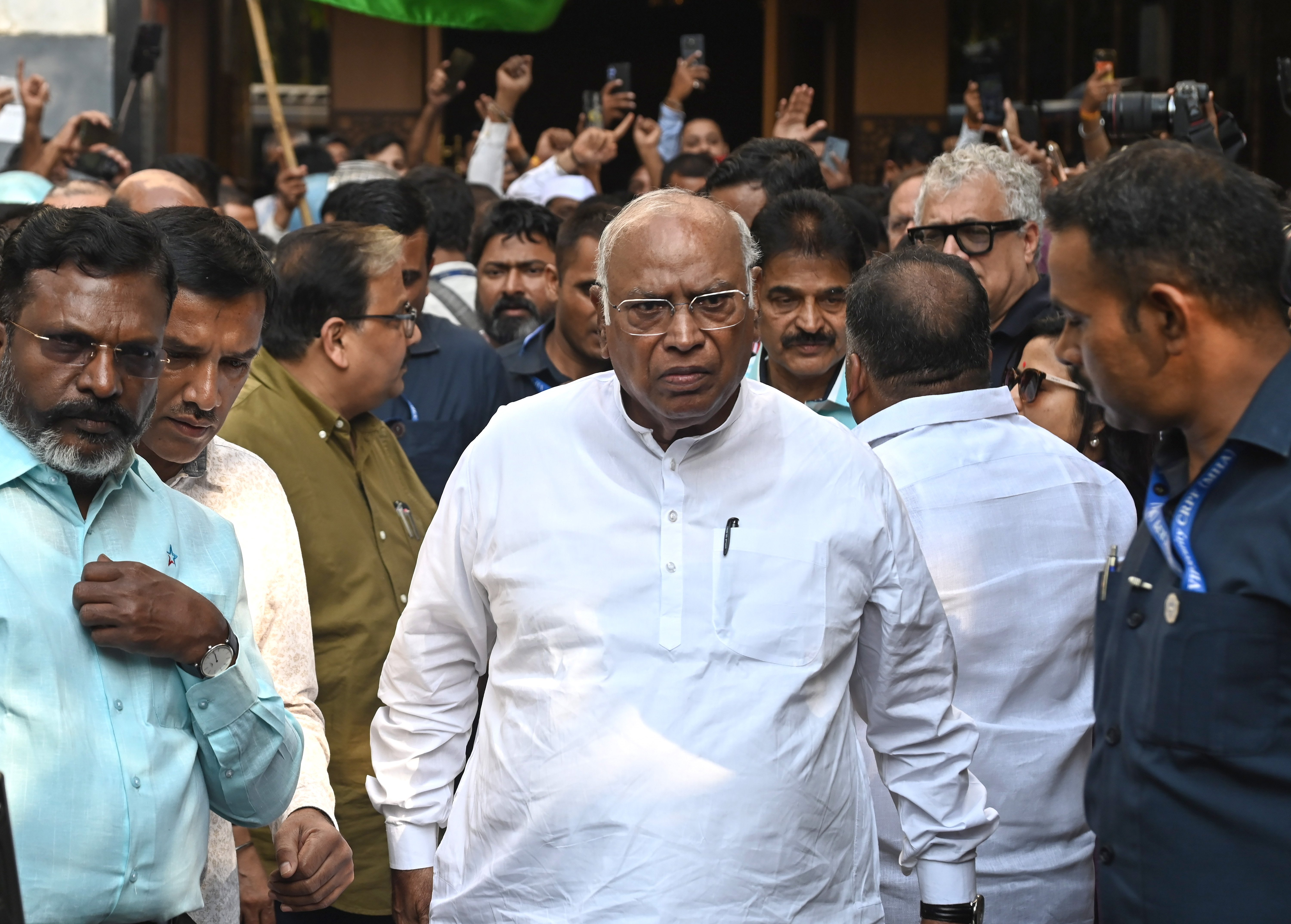 परिसीमन विधेयक: सर्वदलीय बैठक के लिए खड़गे ने प्रधानमंत्री मोदी को लिखा चौथा पत्र
