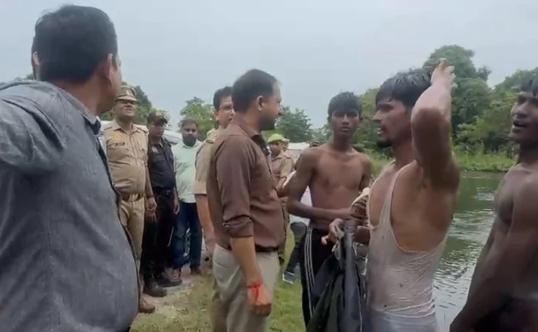 नेपाल में भोटेकोशी नदी की बाढ़ के बाद महराजगंज में अलर्ट, गंडक के किनारे प्रशासन मुस्तैद