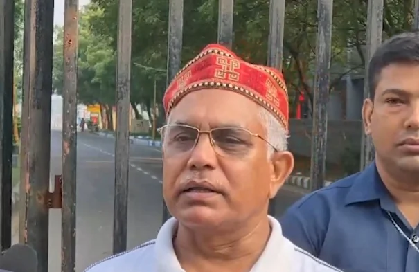 बंगाल-गुजरात नतीजों पर दिलीप घोष का विपक्ष पर हमला, बोले - 'डबल इंजन सरकार पर बढ़ा जनता का भरोसा'