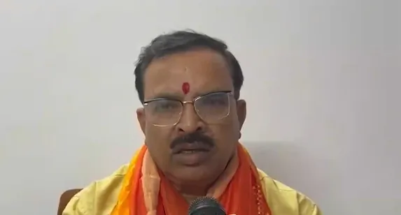 JNU में RSS के पथ संचलन पर राजनीतिक बहस, भाजपा ने सराहा, विपक्ष ने जताई चिंता