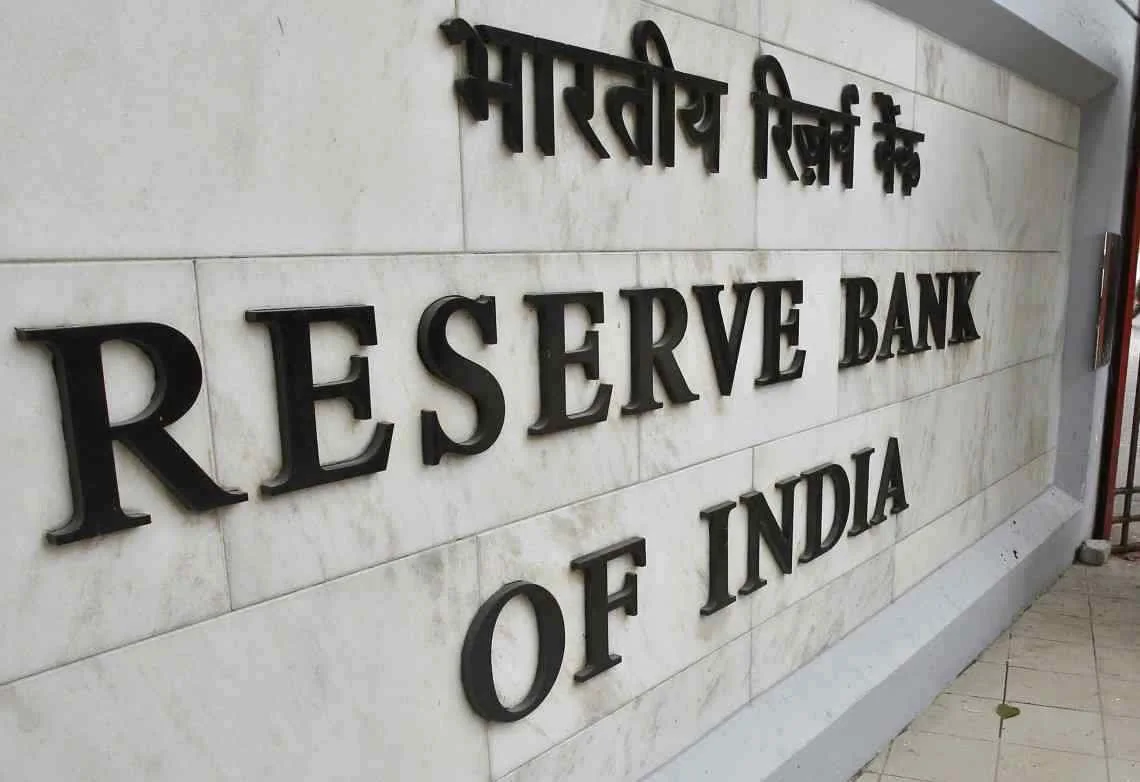 विदेशी बाज़ारों में बढ़ रहा भारतीयों का रुझान, अगस्त में दोगुना हुआ निवेश: RBI डेटा