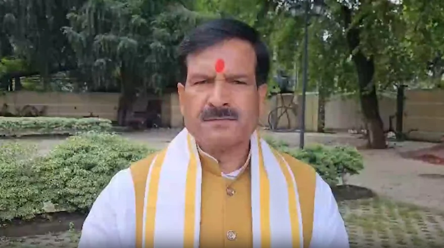 बिहार: भाजपा का विपक्ष पर हमला, 'वोट चोरी का आरोप नौटंकी, तो तेजस्वी कैसे जीते?'