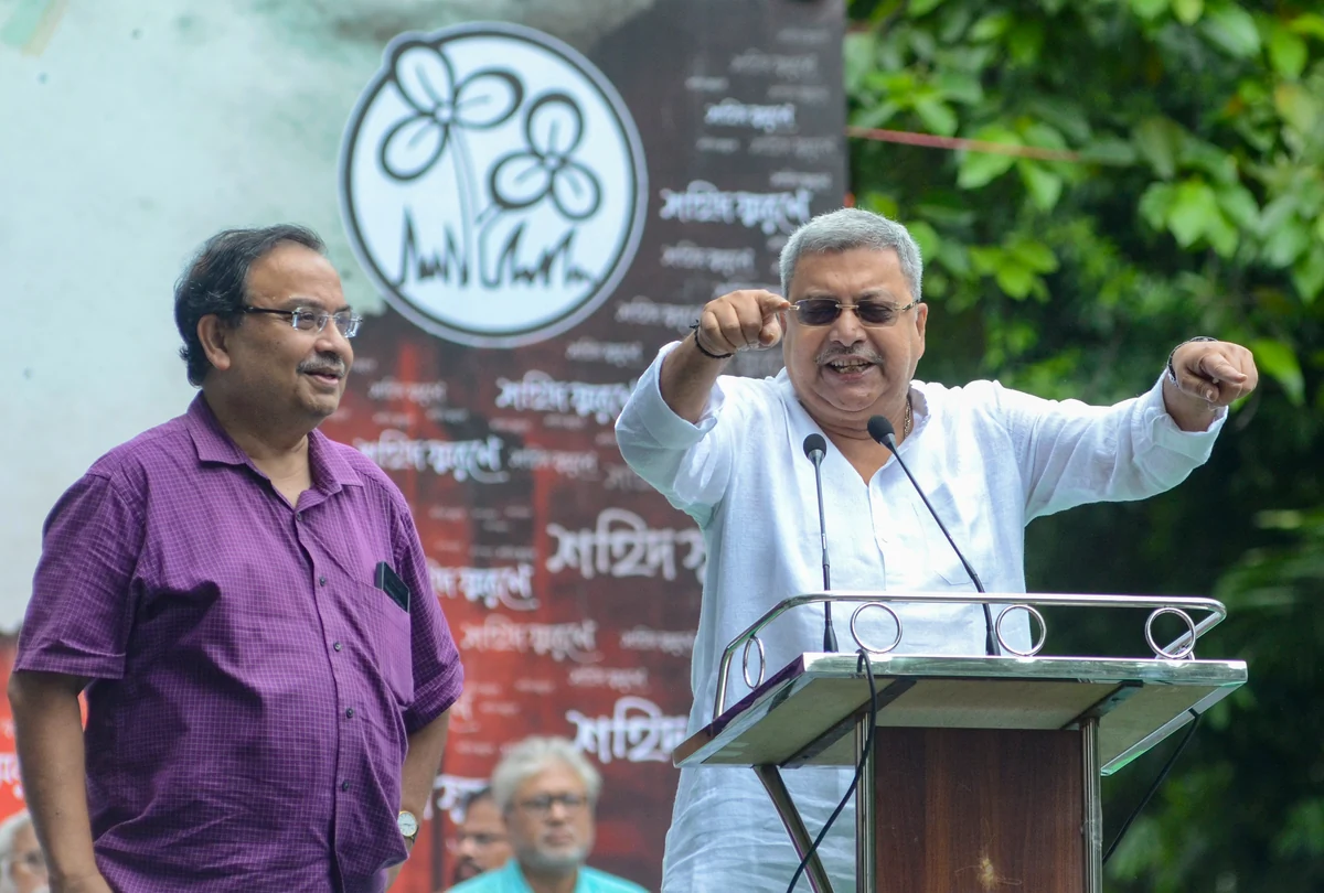 TMC में बगावती सुर: ममता बनर्जी के करीबी सांसद कल्याण बनर्जी ने 'कालीघाट सूत्र' पर पार्टी को बर्बाद करने का लगाया आरोप
