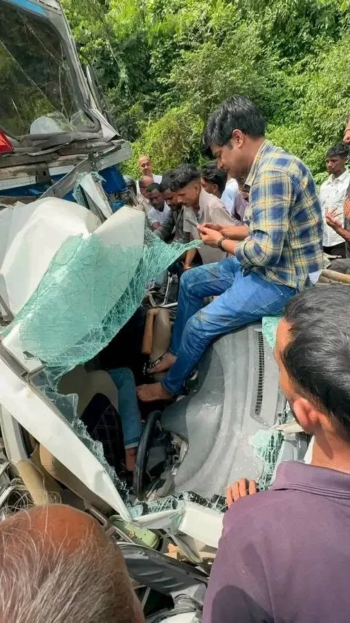 झारखंड: रामगढ़ की चुट्टूपालू घाटी में भीषण सड़क हादसा, DSP के रिश्तेदार समेत एक की मौत, पांच घायल