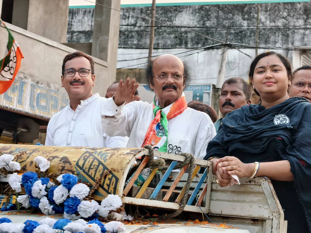 पश्चिम बंगाल उपचुनाव: नंदीग्राम के बाद रेजीनगर से भी तृणमूल कांग्रेस बाहर, उम्मीदवार ने नामांकन वापस लिया