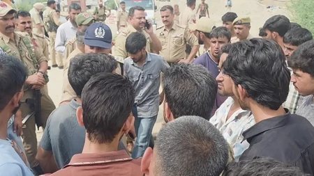 डोडा गोलीबारी: मृतक आरिफ के परिवार ने पुलिस के दावे पर उठाए सवाल, निष्पक्ष जांच की मांग