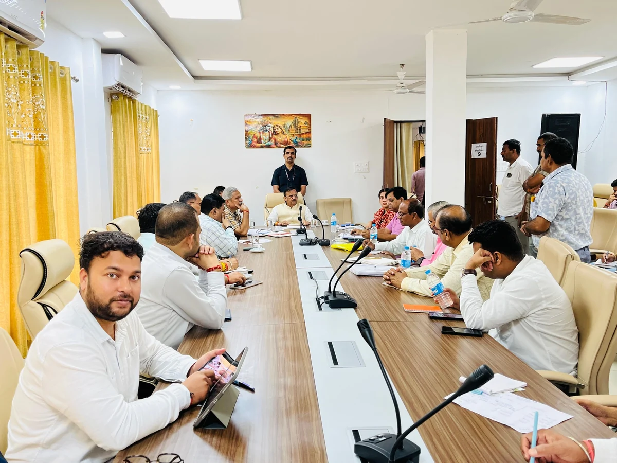 रीवा: गर्भवती और शिशु की मौत पर गांधी अस्पताल के चार कर्मचारी सस्पेंड, सरकार ने जांच बैठाई
