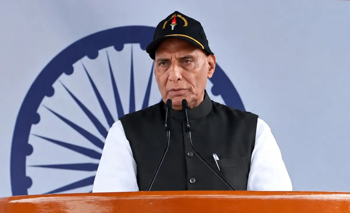 कारगिल विजय दिवस: राजनाथ सिंह का पाकिस्तान को संदेश — अब सिर्फ़ PoK पर होगी बात