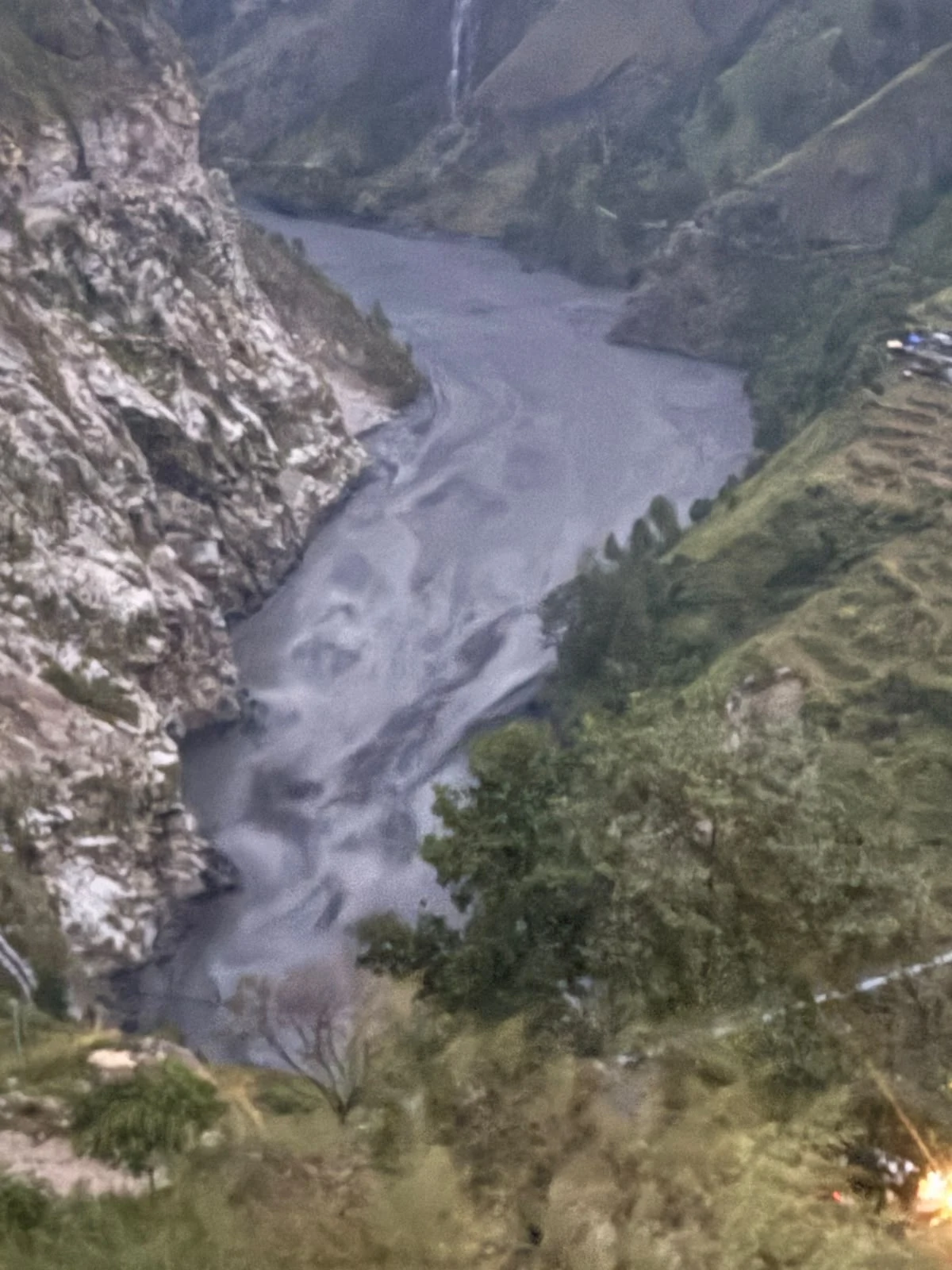 नेपाल: बूढ़ी गंडकी नदी में अचानक आई बाढ़, चार पनबिजली परियोजनाओं को भारी नुकसान