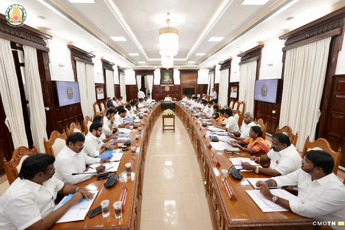 तमिलनाडु कैबिनेट के अहम फ़ैसले: सामाजिक न्याय सर्वेक्षण के लिए आयोग बनेगा, 8 उद्योगों को भी मंज़ूरी