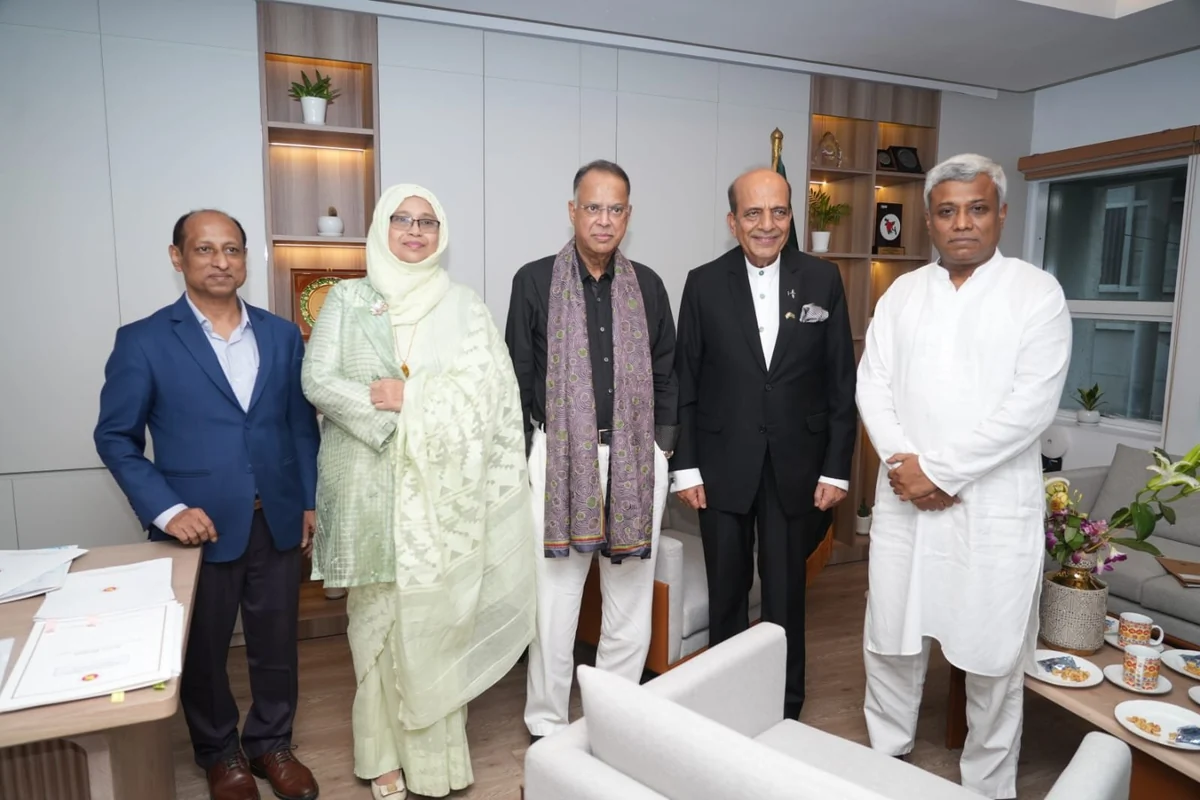 गैस-बिजली संकट के बीच बांग्लादेश का भारत से आग्रह, पाइपलाइन से और डीज़ल भेजा जाए