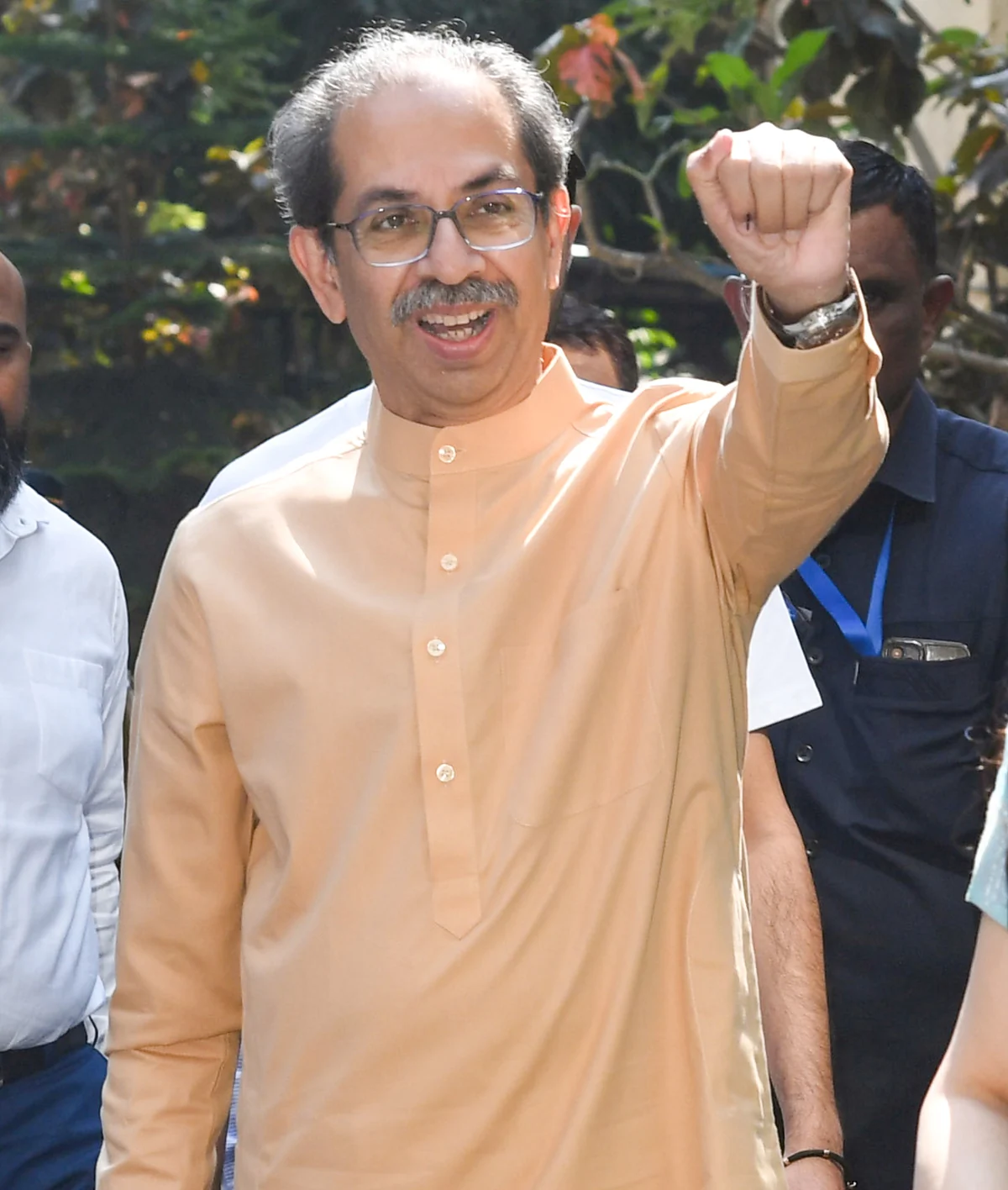 शिवसेना (UBT) का केंद्र पर निशाना: 'GDP के अच्छे आंकड़े बेरोज़गारी और रुपये की गिरावट को नहीं छिपा सकते'