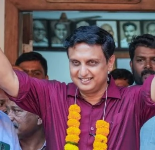 वीणा विजयन मामले में मीडिया रिपोर्ट पर भड़के मोहम्मद रियास, कानूनी कार्रवाई की चेतावनी दी