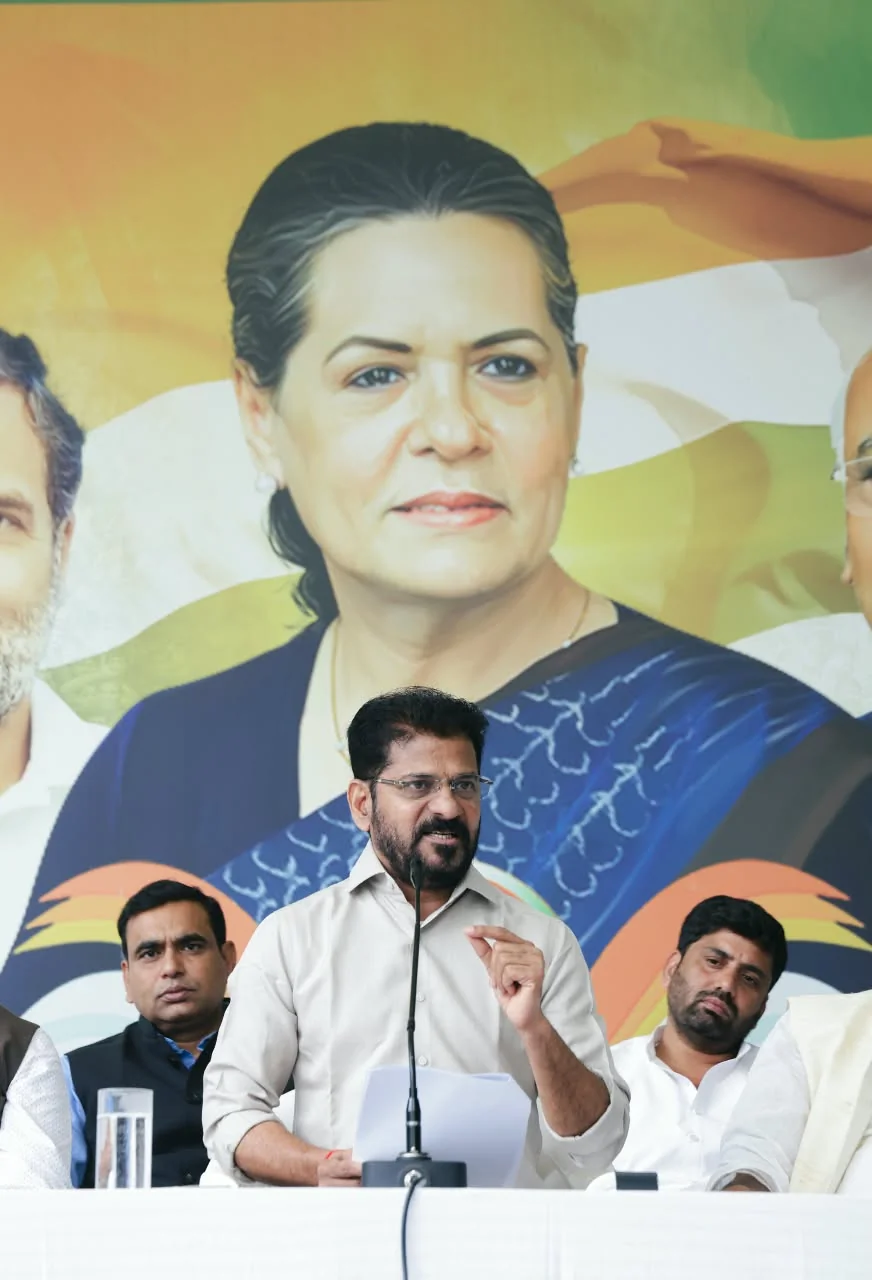 हैदराबाद: 50 हजार करोड़ की जमीन पर KCR के खिलाफ गंभीर आरोप, CM रेवंत रेड्डी ने कहा - 'ऐतिहासिक' फैसले से बची संपत्ति