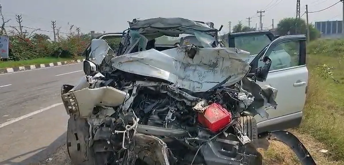 सोनीपत में सड़क हादसा: CNG भरवाने जा रहे 3 लोगों की दर्दनाक मौत, एक महिला भी शामिल