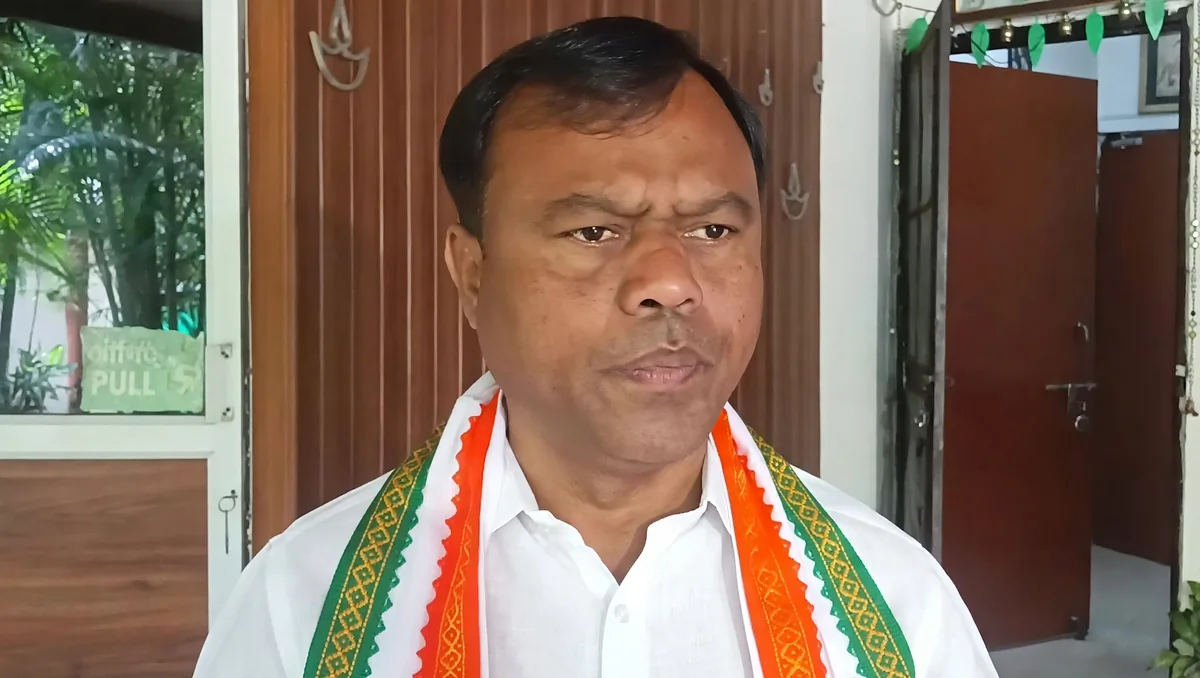 दिल्ली में पाबंदियों पर कांग्रेस का केंद्र पर निशाना, दीपक बैज बोले- 'इमरजेंसी जैसे हालात'