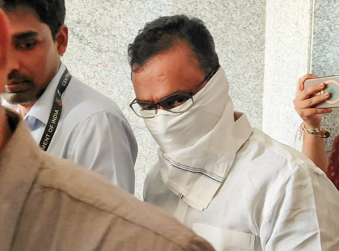 NEET पेपर लीक: CBI चार्जशीट का खुलासा - NTA में सुरक्षा की कमी से विशेषज्ञों ने बाहर निकाले प्रश्न