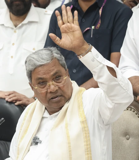 कर्नाटक की राजनीति में बड़ा संकेत: पूर्व मुख्यमंत्री सिद्दारमैया 2028 का विधानसभा चुनाव नहीं लड़ेंगे