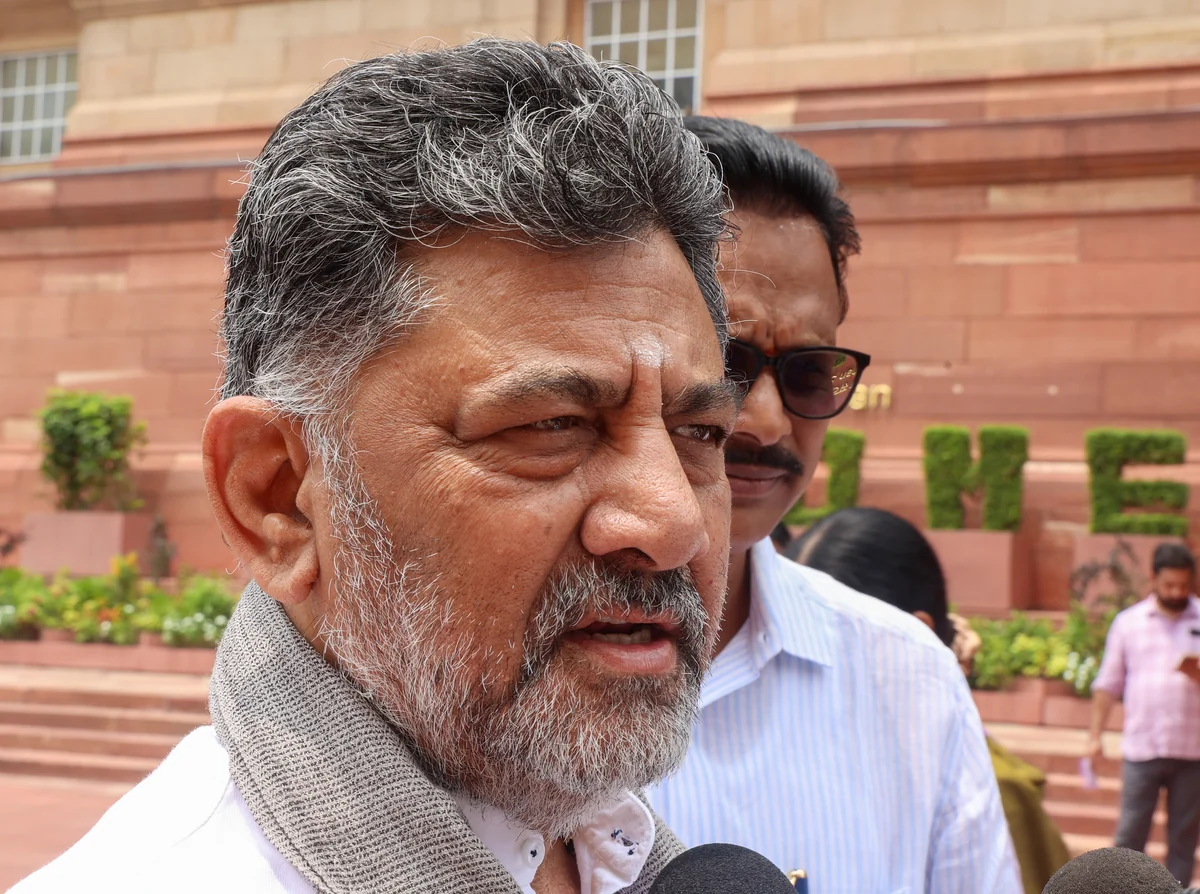 कर्नाटक में कैबिनेट विस्तार की अटकलें तेज, सोमवार को शपथ ले सकते हैं नए मंत्री