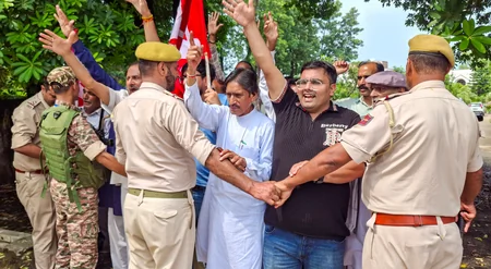 जम्मू-कश्मीर: राज्य के दर्जे की बहाली के लिए नेशनल कॉन्फ्रेंस करेगी भाजपा दफ्तरों का 'घेराव'