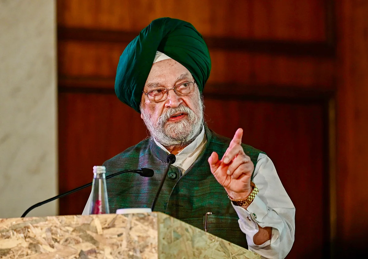भारत की तेल कूटनीति: रूस से कम, मध्य-पूर्व से बढ़ा कच्चे तेल का आयात, सरकार बोली- 'देशहित सर्वोपरि'