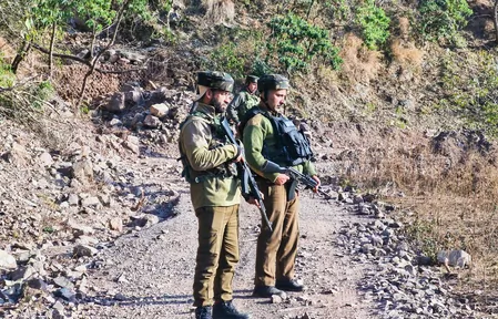 कठुआ: संदिग्ध गतिविधि की सूचना पर सुरक्षा बल अलर्ट, जंगली इलाकों में सघन तलाशी अभियान जारी