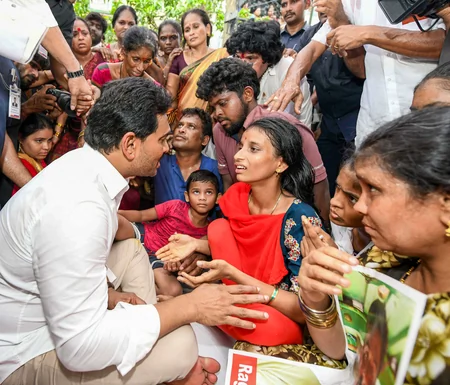 विशाखापत्तनम नौका हादसा: जगन मोहन रेड्डी ने नायडू सरकार को ठहराया जिम्मेदार, एक-एक करोड़ मुआवजे की मांग