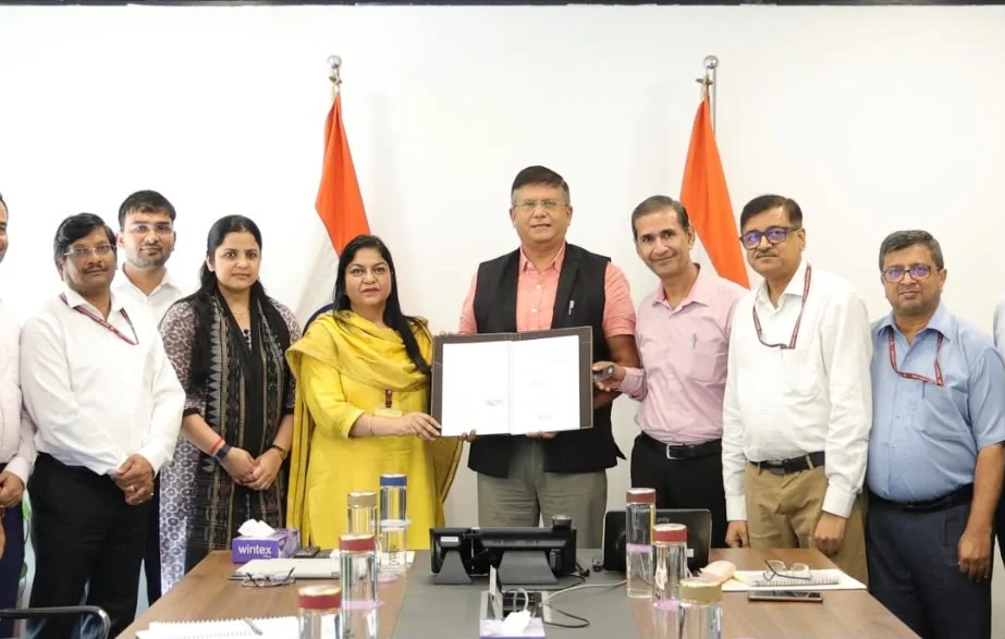 झारखंड के लाखों ग्रामीण घरों को मिलेगी हाई-स्पीड इंटरनेट की सौगात, सरकार ने समझौते पर किए हस्ताक्षर